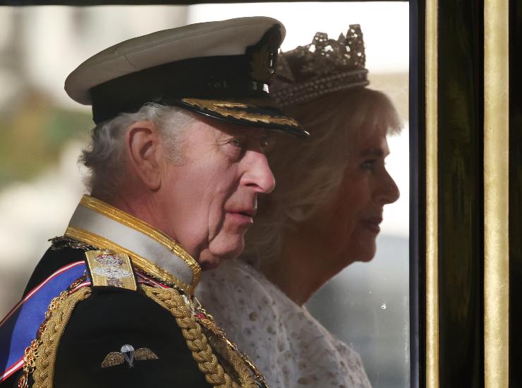Re Carlo con la regina Camilla