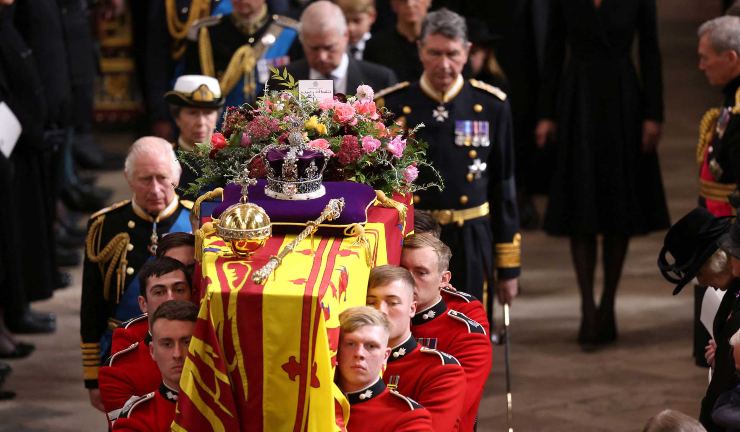 Funerali della Regina Elisabetta II - Tendenzediviaggio.it